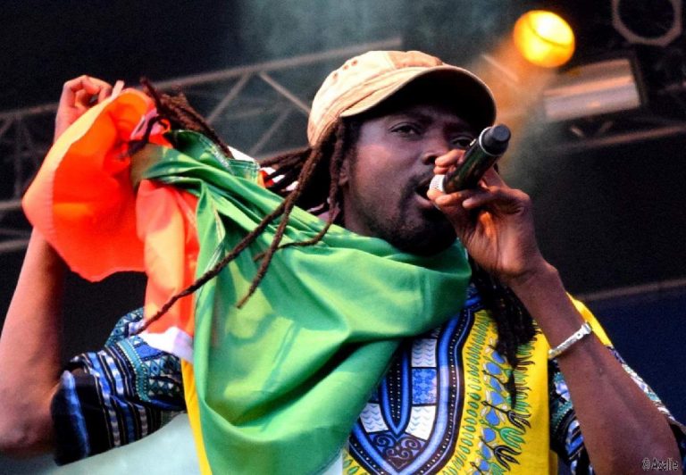 Sekouba Diakite: Sample Track - Image 2